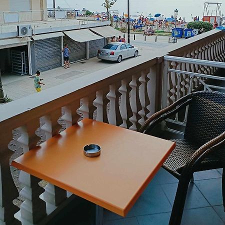 Iliana Hotel Paralia 外观 照片