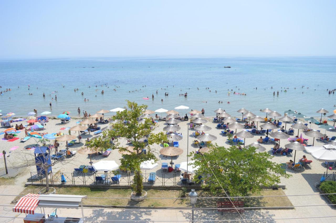 Iliana Hotel Paralia 外观 照片