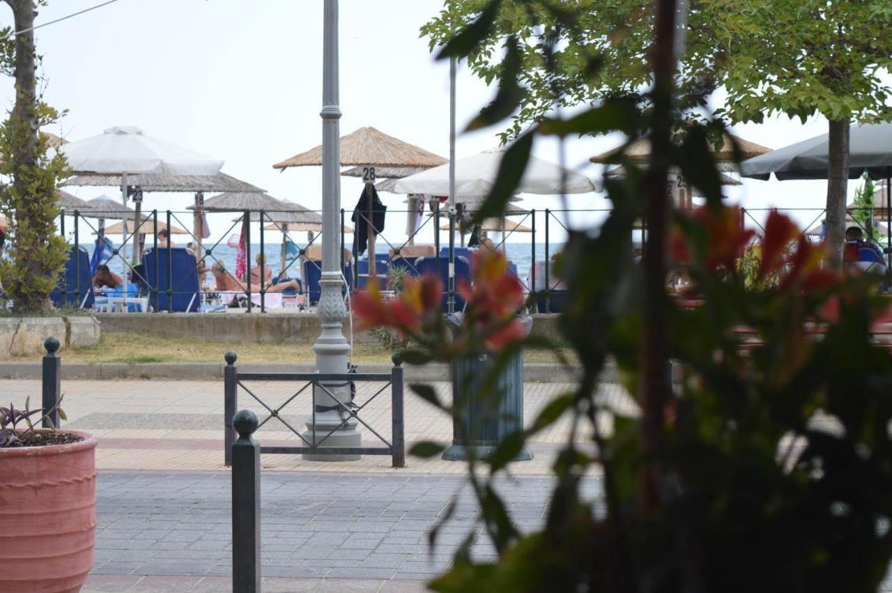 Iliana Hotel Paralia 外观 照片