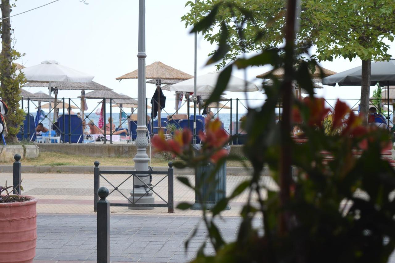 Iliana Hotel Paralia 外观 照片