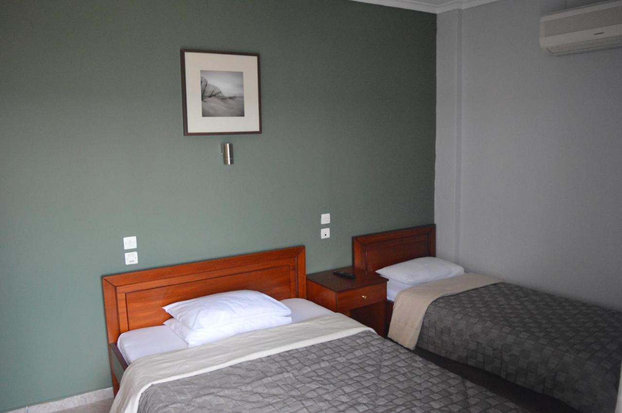 Iliana Hotel Paralia 外观 照片