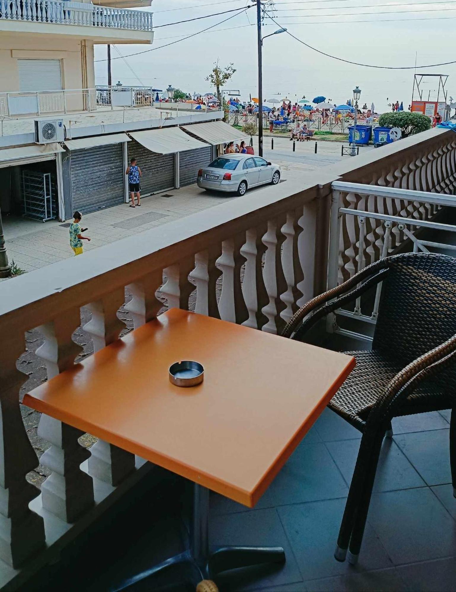 Iliana Hotel Paralia 外观 照片